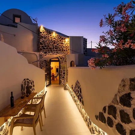 Feriehus Santorini Cave Kontochori