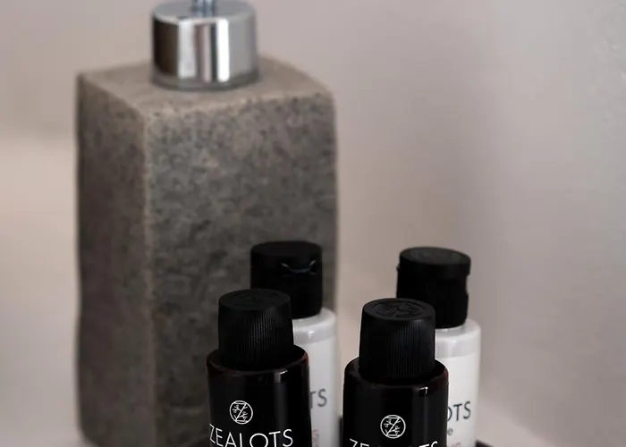 Santorini Cave Kontochori Fira (Santorini)