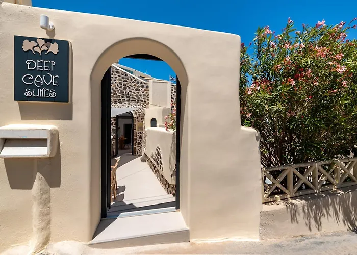 Santorini Cave Kontochori Fira (Santorini)