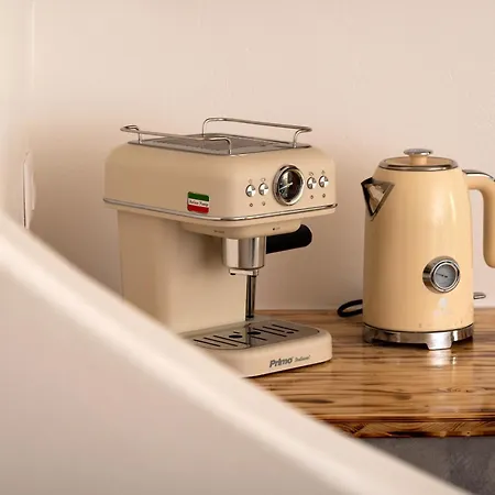 Santorini Cave Kontochori 度假居 *