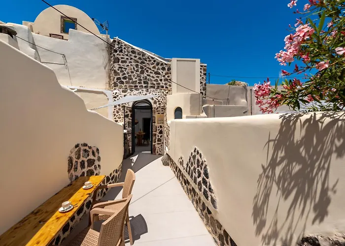 Santorini Cave Kontochori *