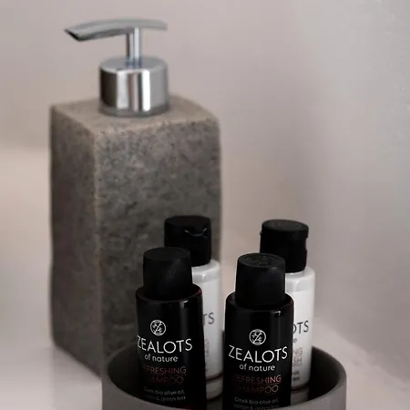 Santorini Cave Kontochori Φηρά