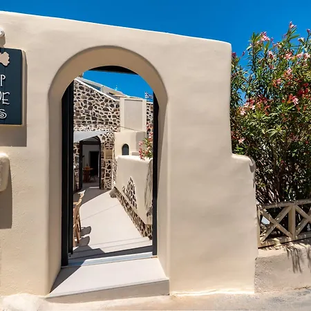 Santorini Cave Kontochori Φηρά