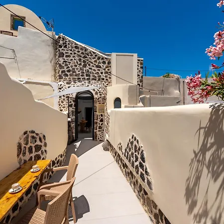 Santorini Cave Kontochori *